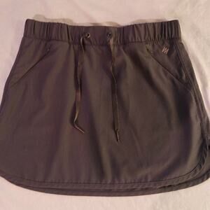 Nicole Miller Active Zippy Skirt. Size S
